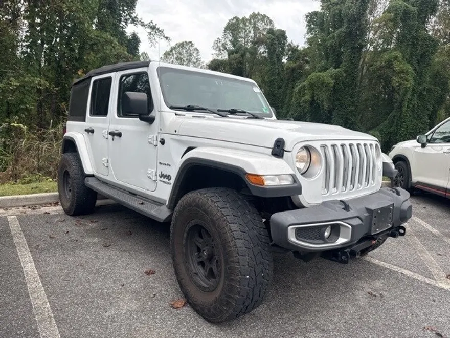 2018 Jeep Wrangler Unlimited Sahara photo 1