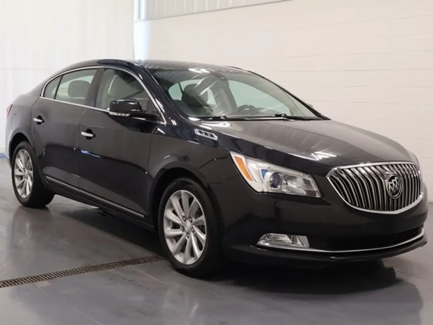 2015 Buick LaCrosse Leather photo 1