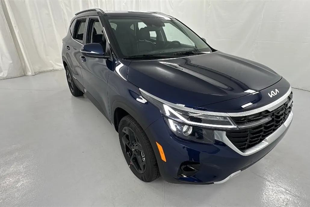 2026 Kia Seltos EX photo 1