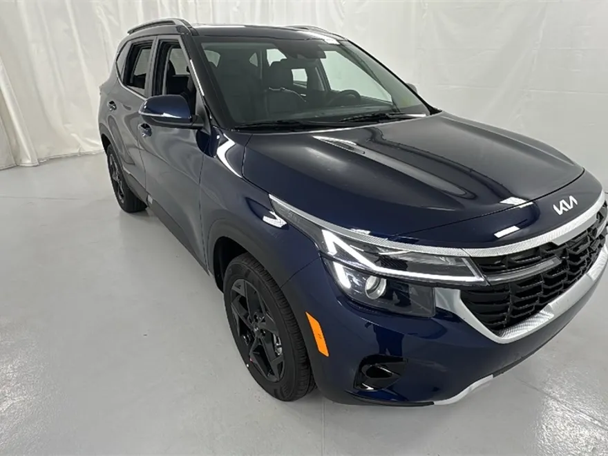 2026 Kia Seltos EX photo 1