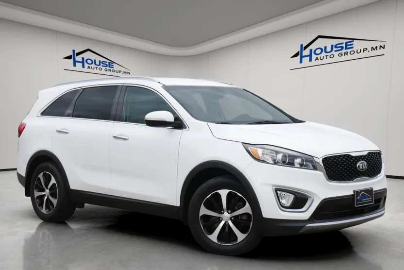 2017 Kia Sorento EX photo 1