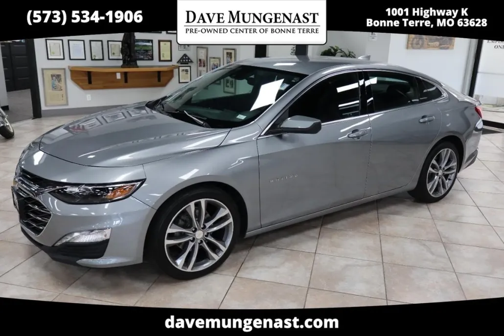 2023 Chevrolet Malibu 1LT photo 1