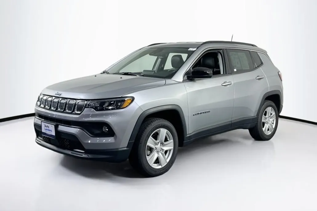 2022 Jeep Compass Latitude photo 1