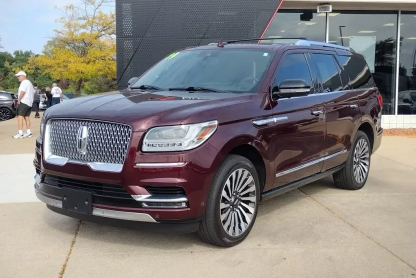2019 Lincoln Navigator Reserve photo 1