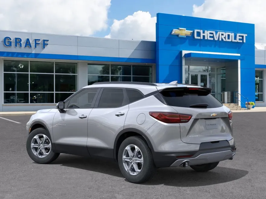 2025 Chevrolet Blazer 2LT photo 1