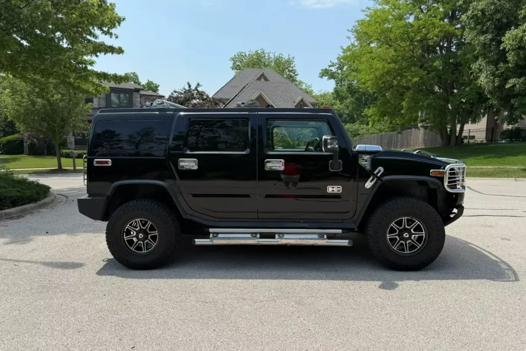 2004 Hummer H2 3/4 Ton photo 1