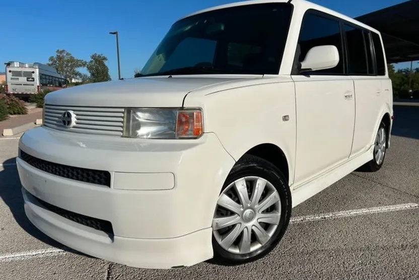 2006 Scion xB Base photo 1