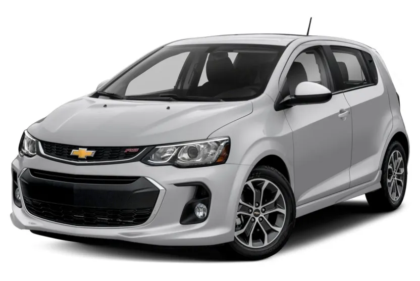 2020 Chevrolet Sonic LT photo 1