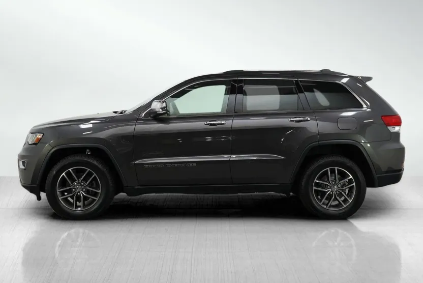 2017 Jeep Grand Cherokee Limited photo 1
