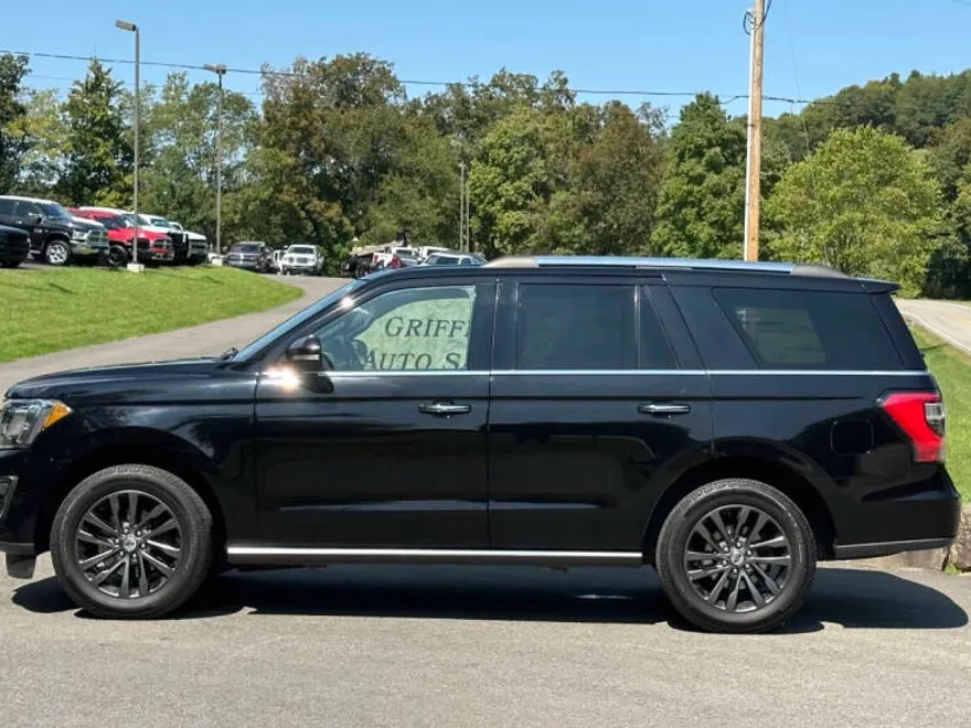 2021 Ford Expedition Limited photo 1