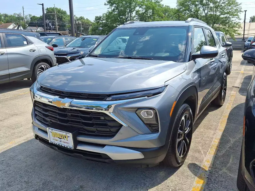 2026 Chevrolet Trailblazer LT photo 1