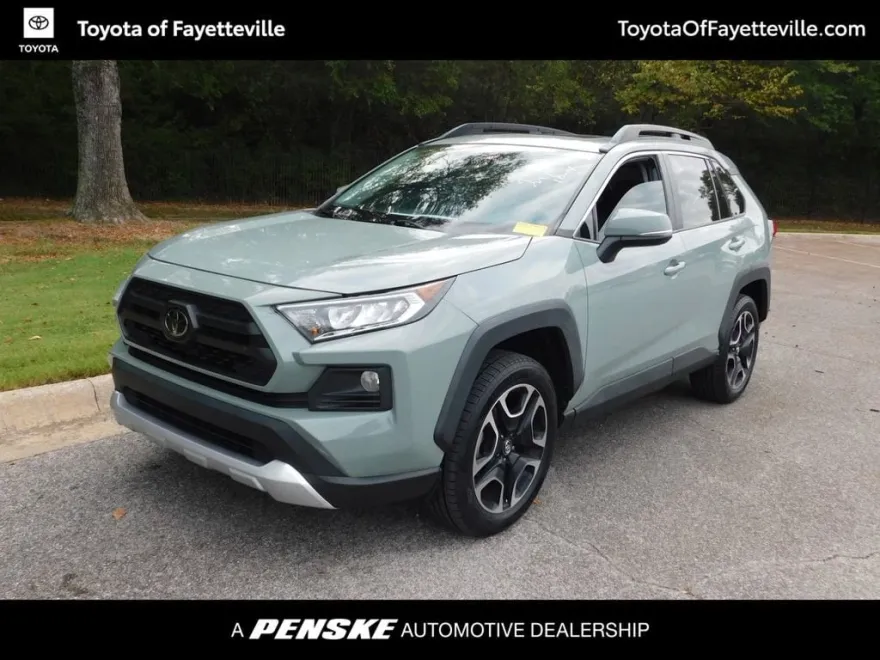 2019 Toyota RAV4 Adventure photo 1