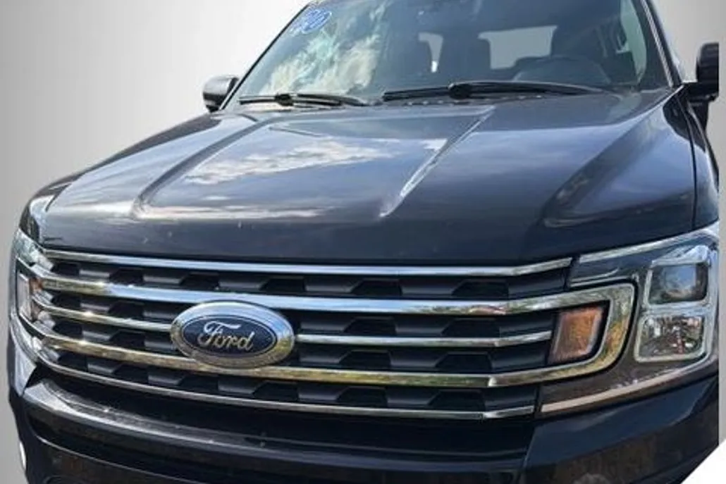 2020 Ford Expedition MAX XLT photo 1