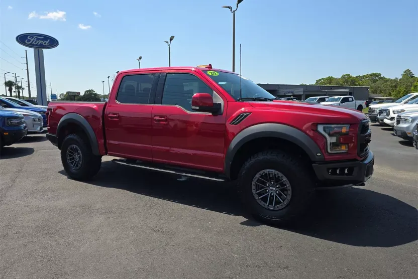 2020 Ford F-150 Raptor photo 1