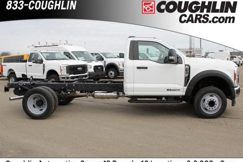 2024 Ford F-550 XL photo 1