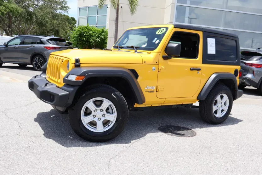 2019 Jeep Wrangler Sport photo 1