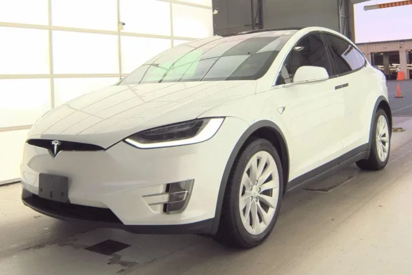 2020 Tesla Model X Long Range photo 1