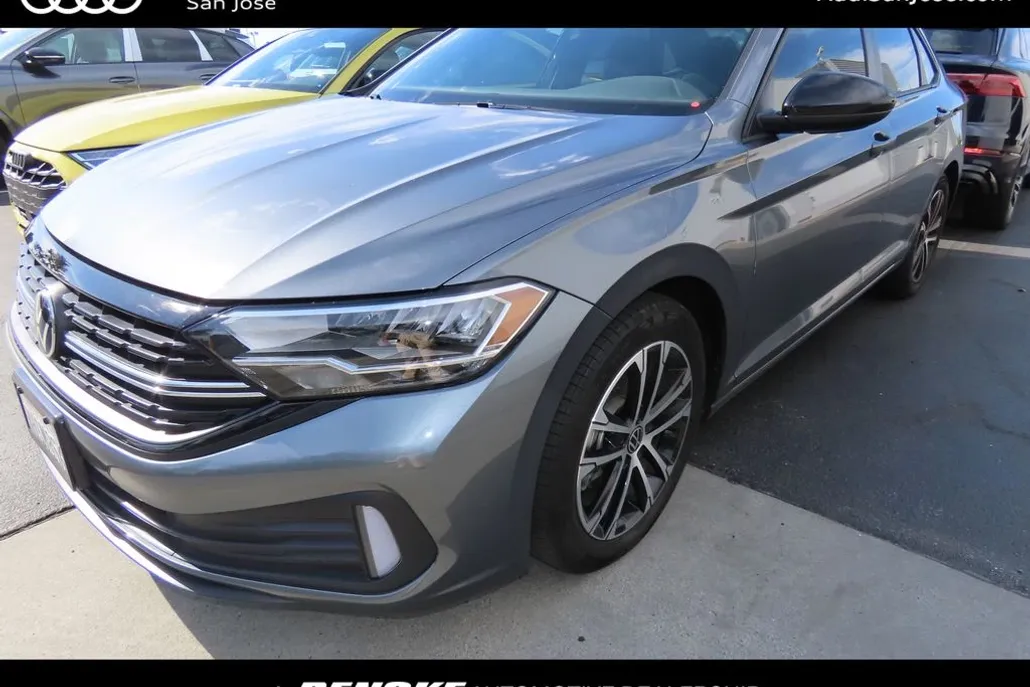 2023 Volkswagen Jetta 1.5T Sport photo 1