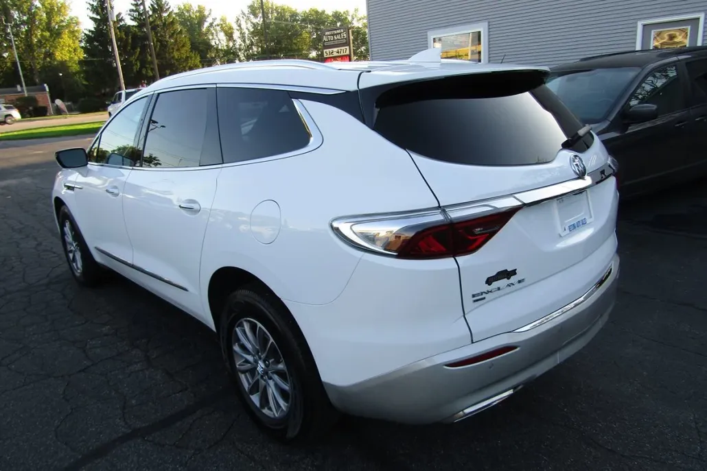 2024 Buick Enclave Premium photo 1