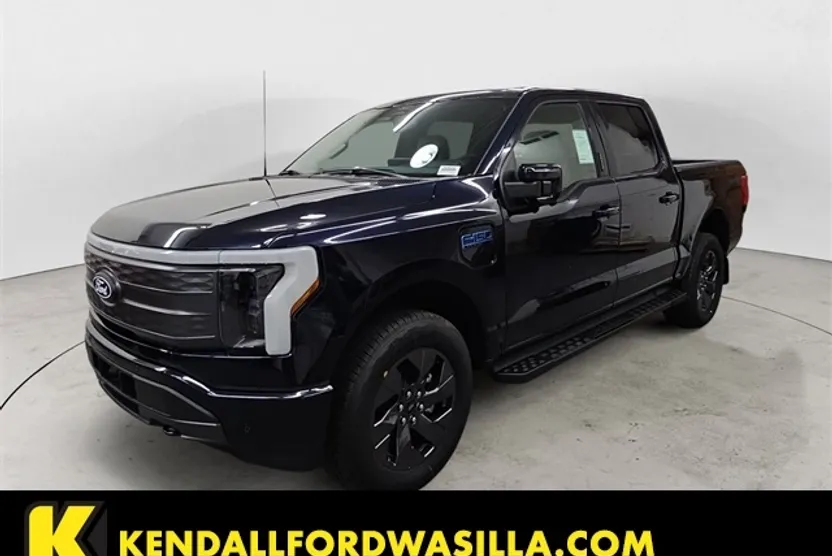 2025 Ford F-150 Lightning Lariat photo 1