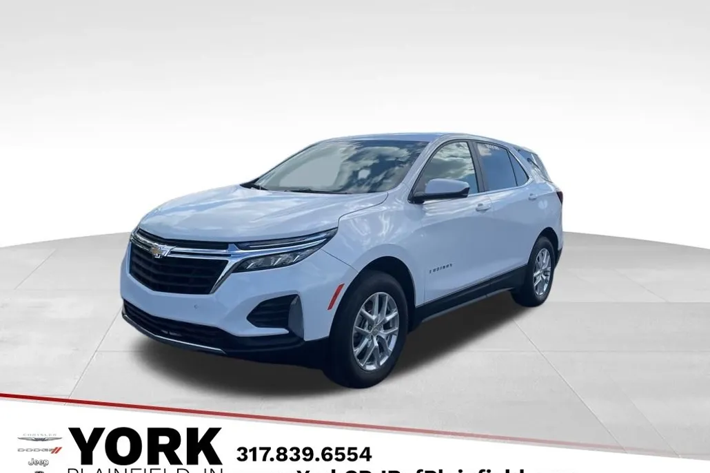 2024 Chevrolet Equinox LT photo 1