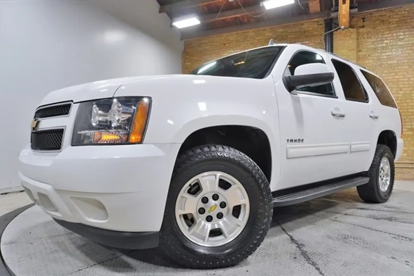 2014 Chevrolet Tahoe LS photo 1