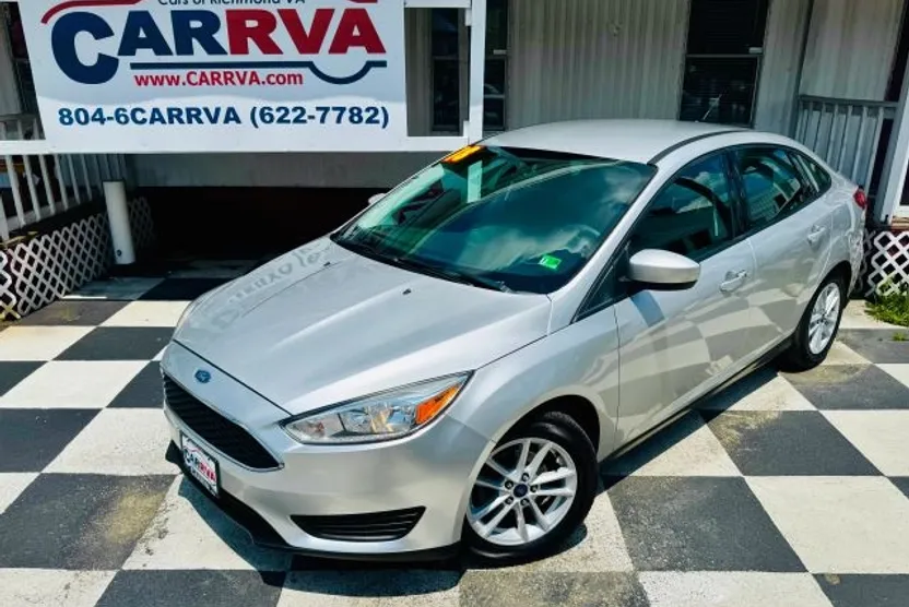 2018 Ford Focus Sedan photo 1