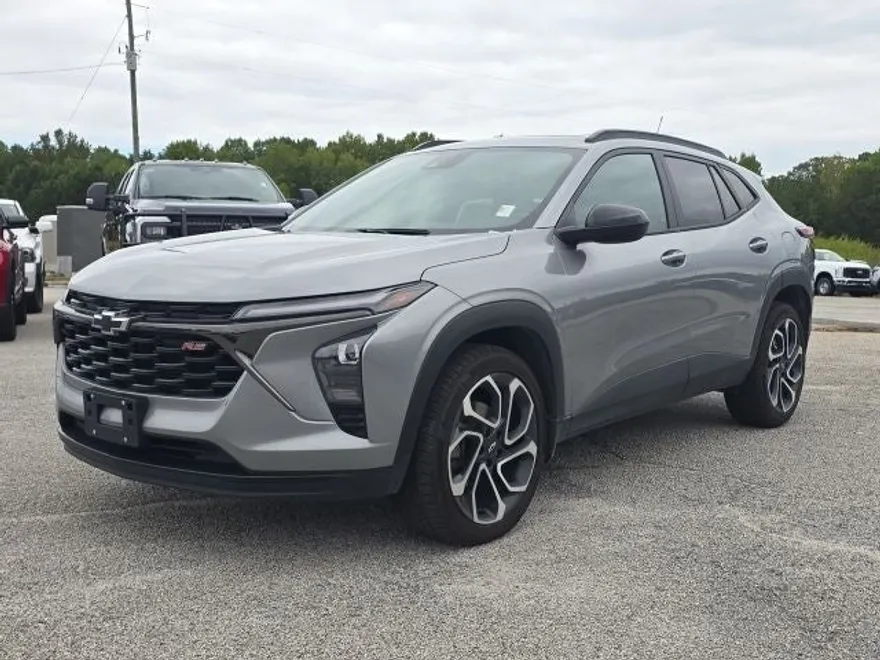 2024 Chevrolet Trax photo 1