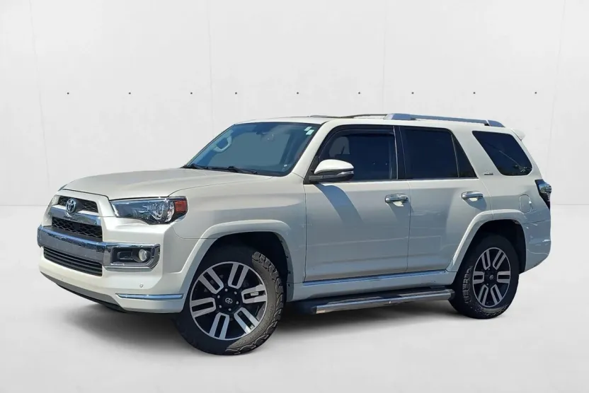 2015 Toyota 4Runner Limited photo 1