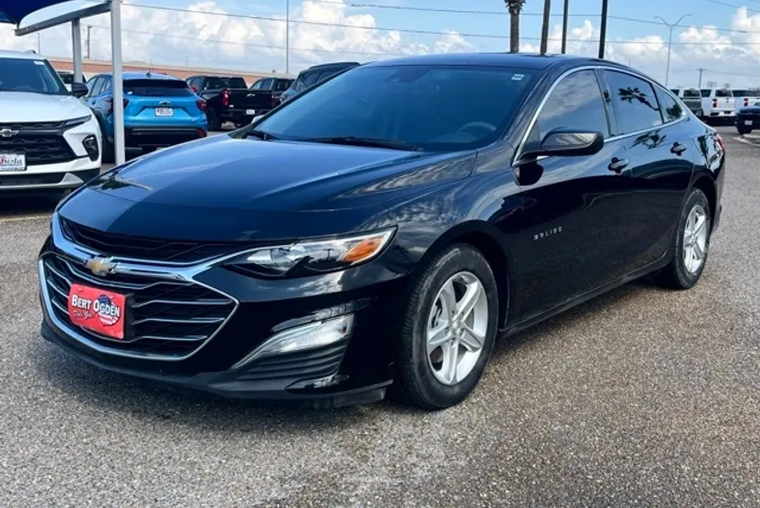 2024 Chevrolet Malibu LS photo 1