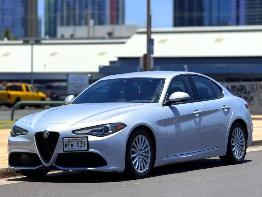 2022 Alfa Romeo Giulia SPRINT photo 1