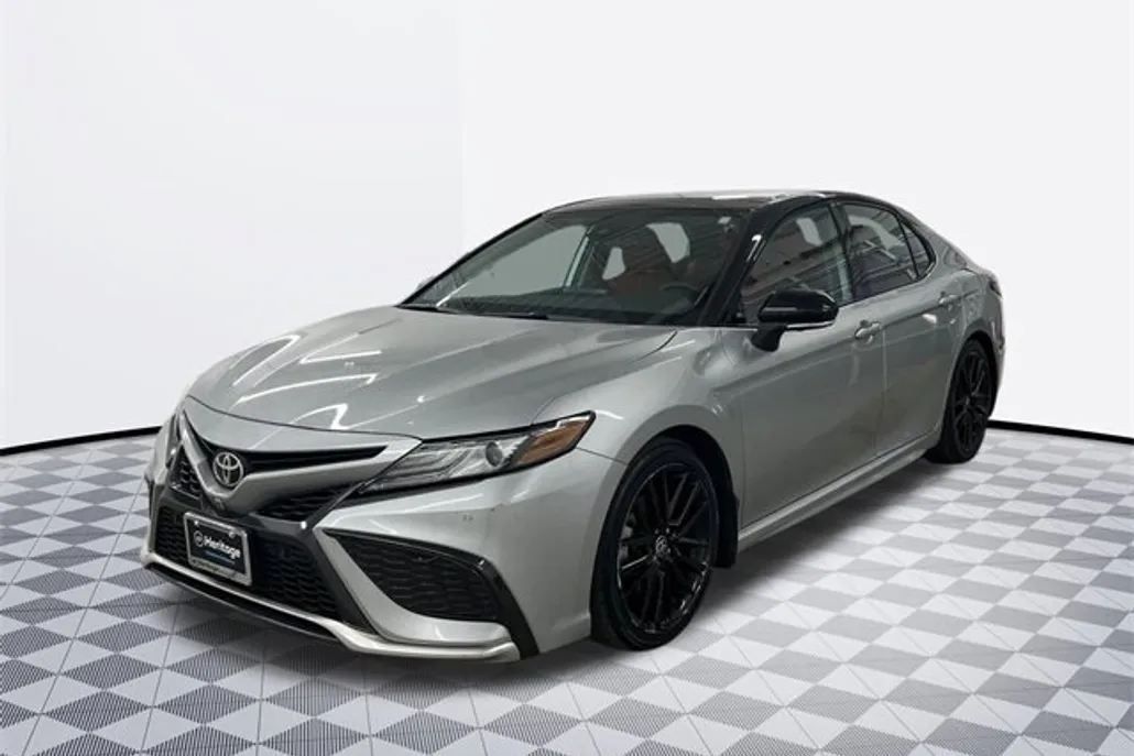 2021 Toyota Camry XSE photo 1