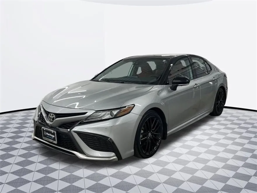 2021 Toyota Camry XSE photo 1
