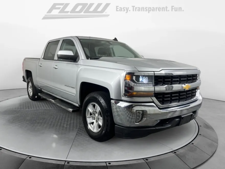 2018 Chevrolet Silverado 1500 LT photo 1