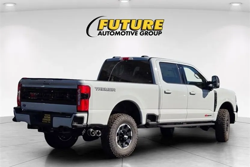 2026 Ford F-250 Platinum photo 1