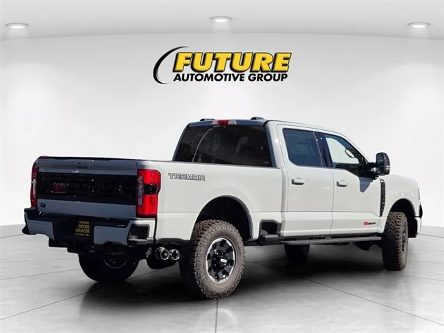 2026 Ford F-250 Platinum photo 1