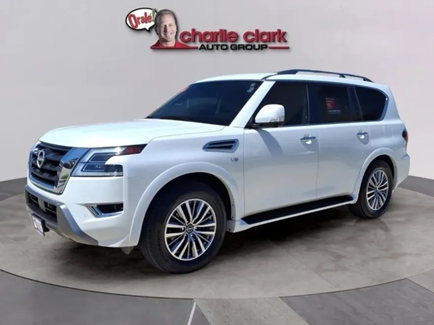 2022 Nissan Armada SL photo 1