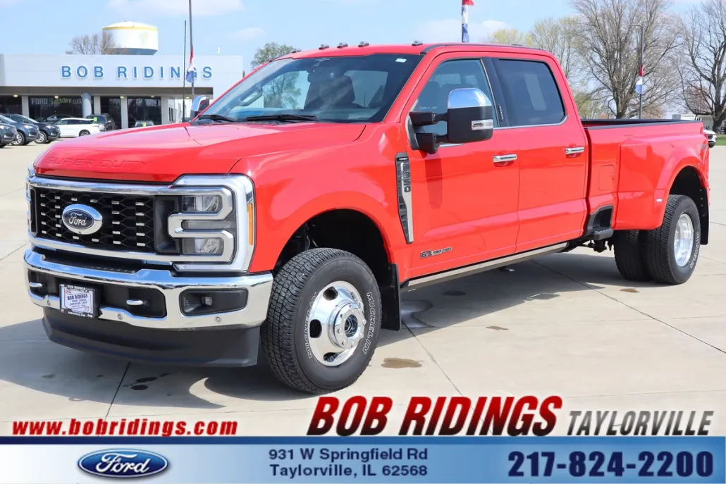 2023 Ford F-350 Lariat photo 1