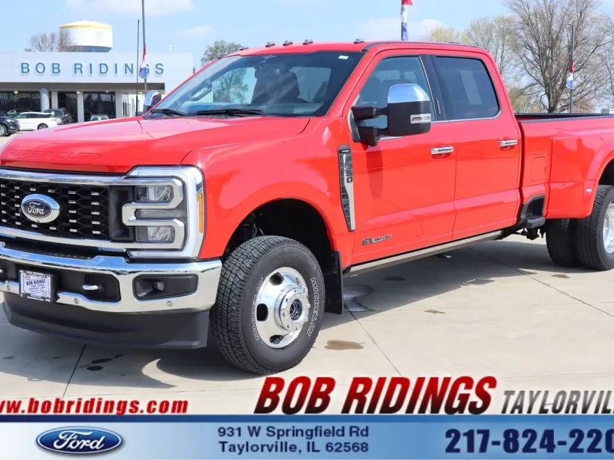 2023 Ford F-350 Lariat photo 1
