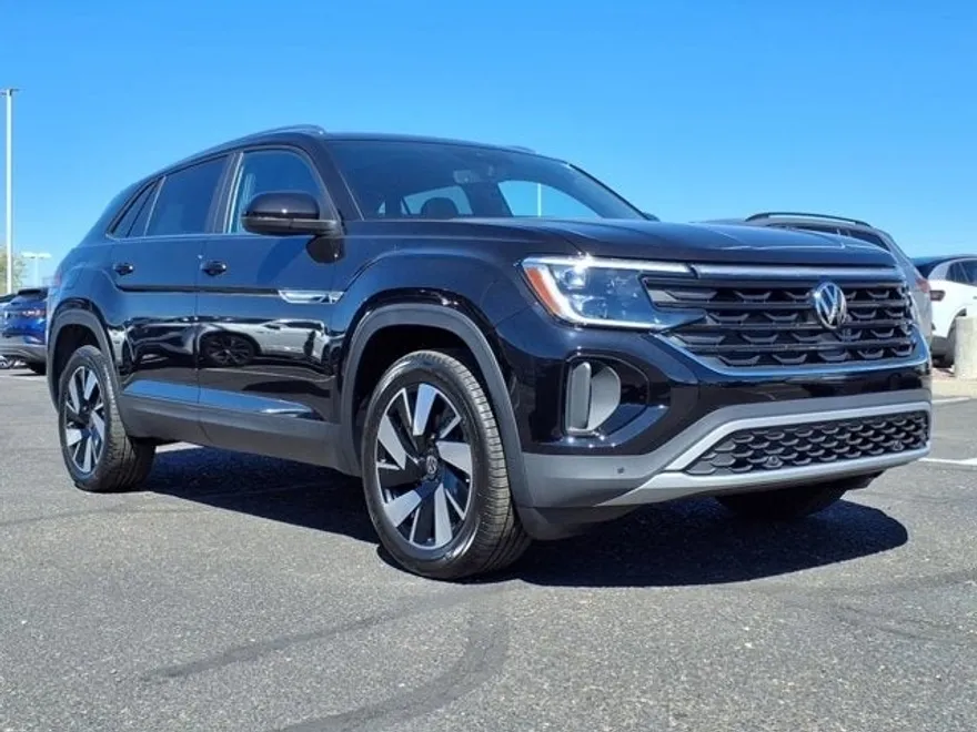2025 Volkswagen Atlas Cross Sport SE Technology photo 1