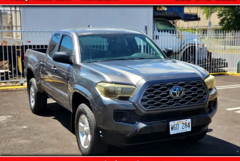 2018 Toyota Tacoma SR5 Access Cab photo 1