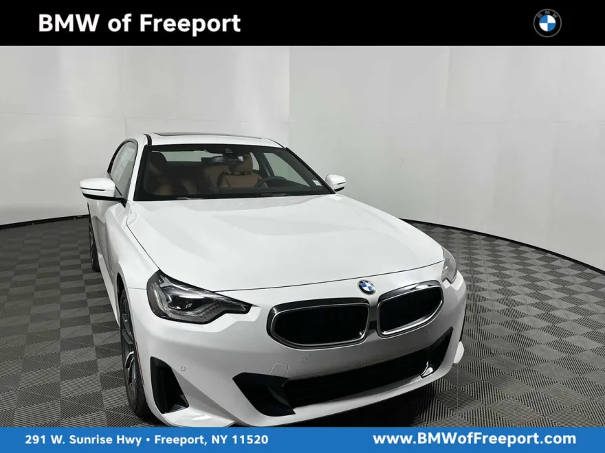 2025 Bmw 230i xDrive photo 1