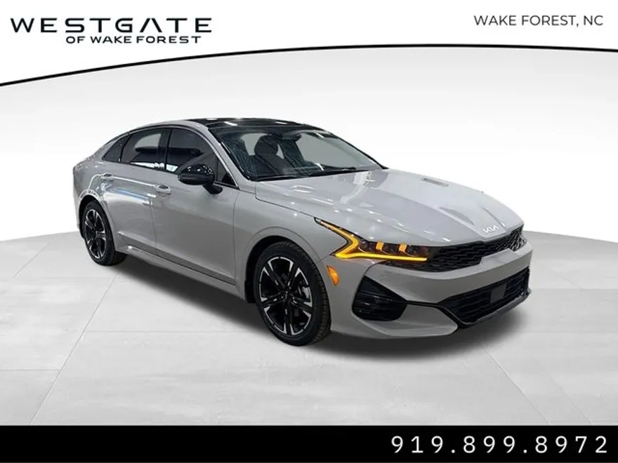 2023 Kia K5 GT-Line photo 1