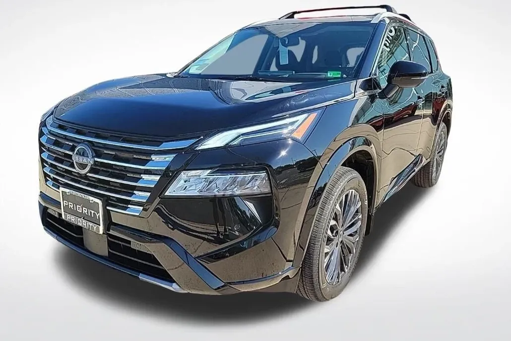 2026 Nissan Rogue Platinum photo 1
