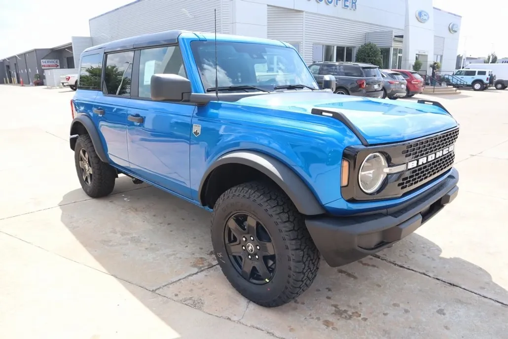 2025 Ford Bronco Big Bend photo 1