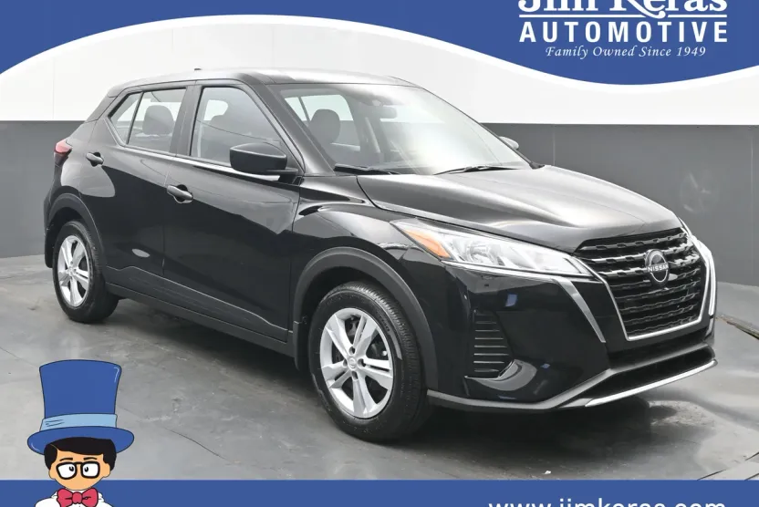 2025 Nissan Kicks Play S photo 1
