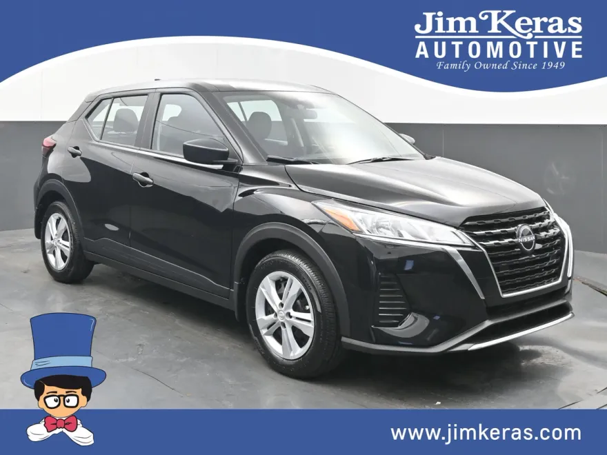 2025 Nissan Kicks Play S photo 1