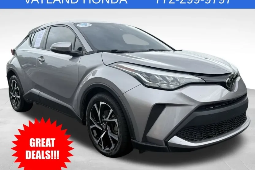 2020 Toyota C-HR XLE photo 1