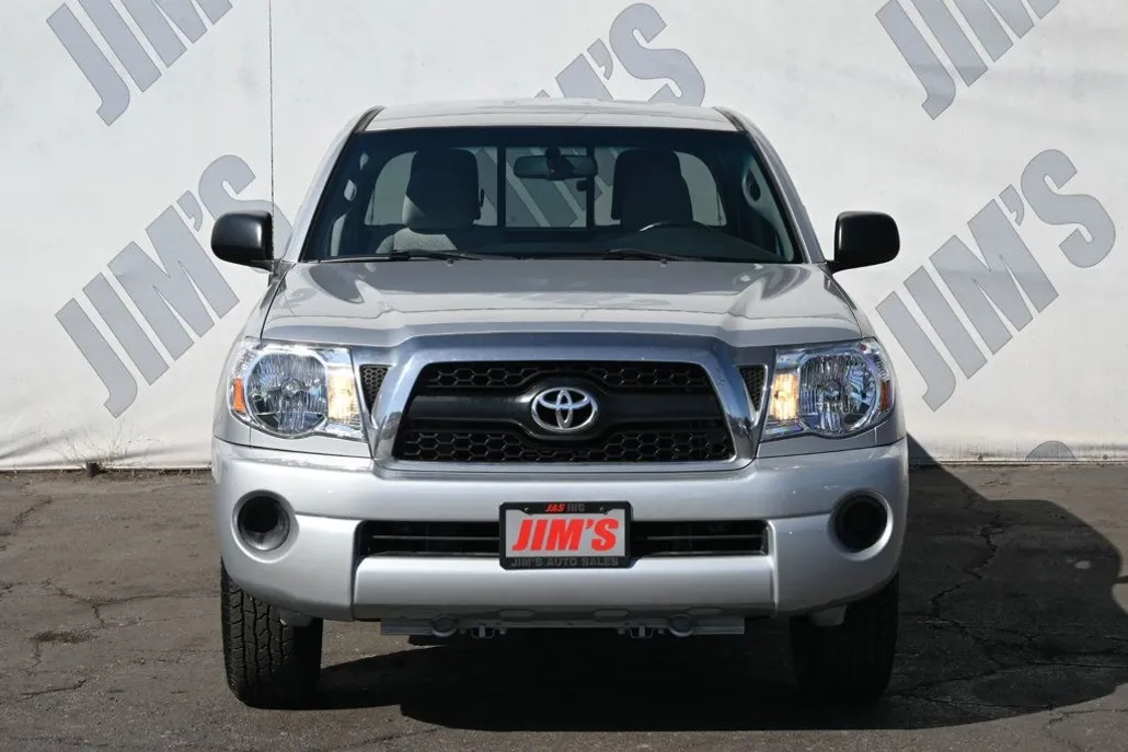 2011 Toyota Tacoma Access Cab photo 1