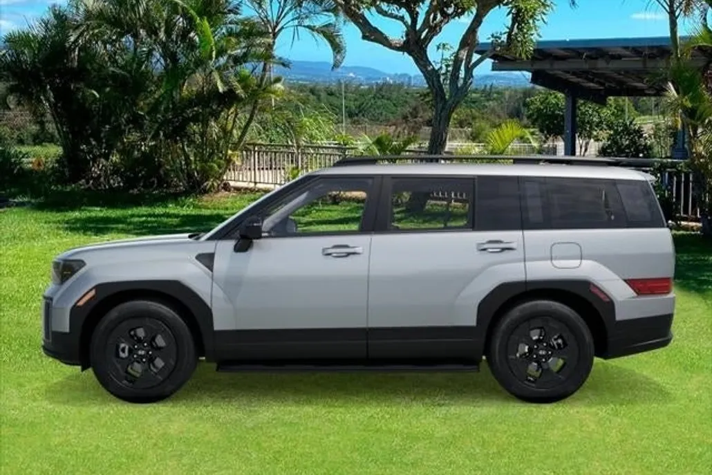 2025 Hyundai Santa Fe XRT photo 1